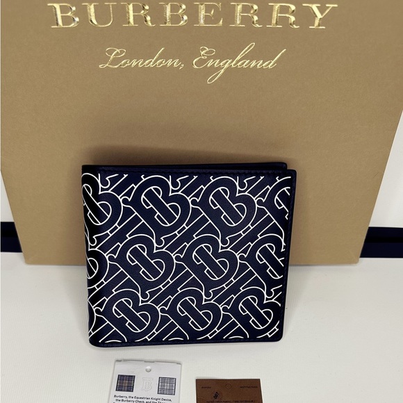 BURBERRY TB MONOGRAM PRINT LOGO OFF-WHITE BLACK LEATHER BIFOLD BILL WALLET NWT - Picture 4 of 13